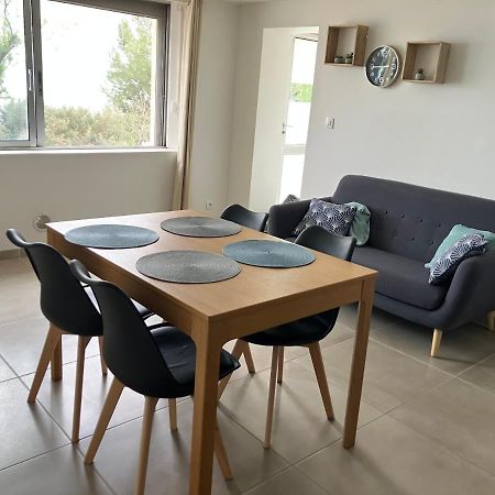 T3 Les Pieds Dans L'Eau Apartamento Istres Exterior foto