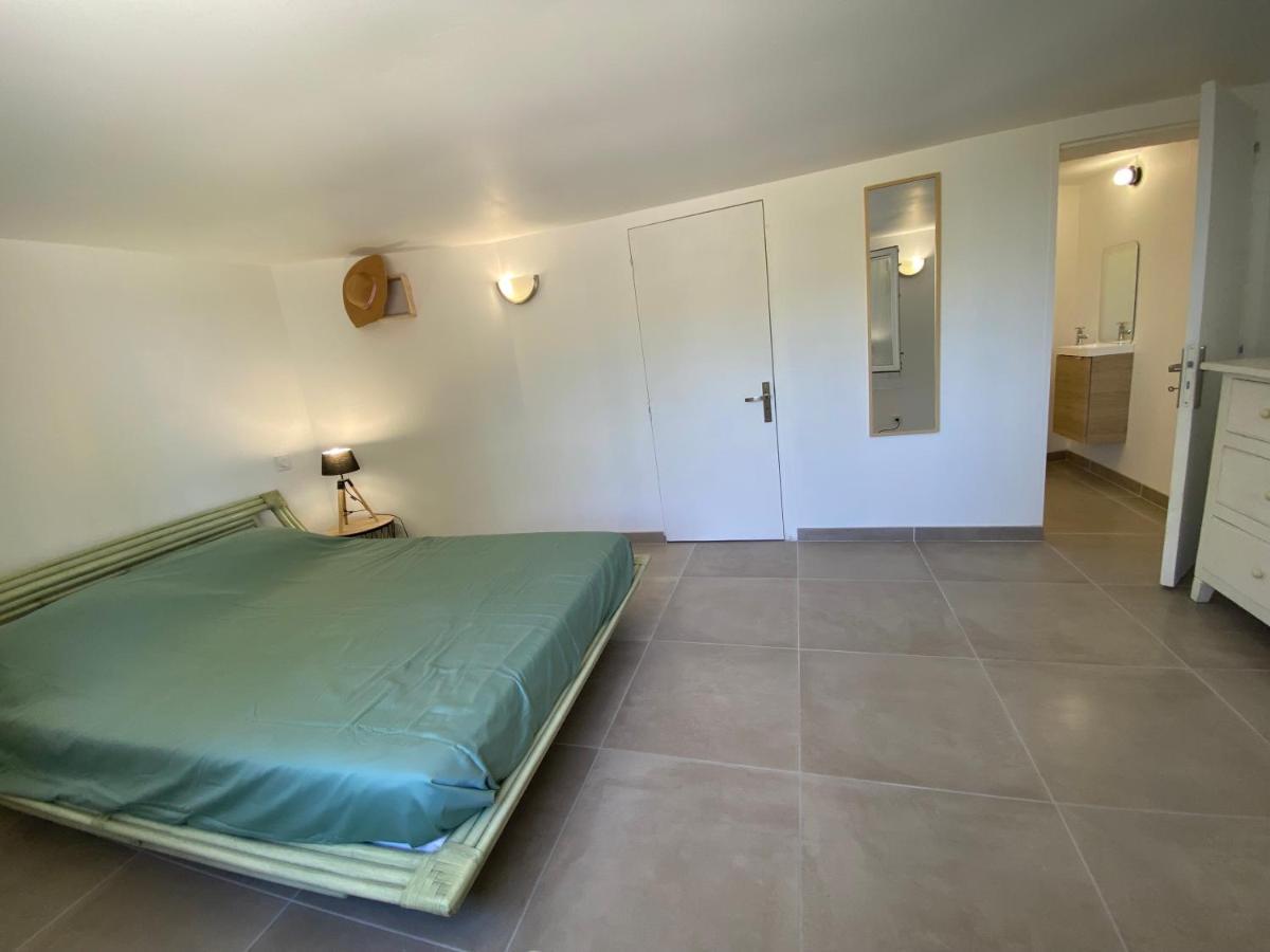 T3 Les Pieds Dans L'Eau Apartamento Istres Exterior foto