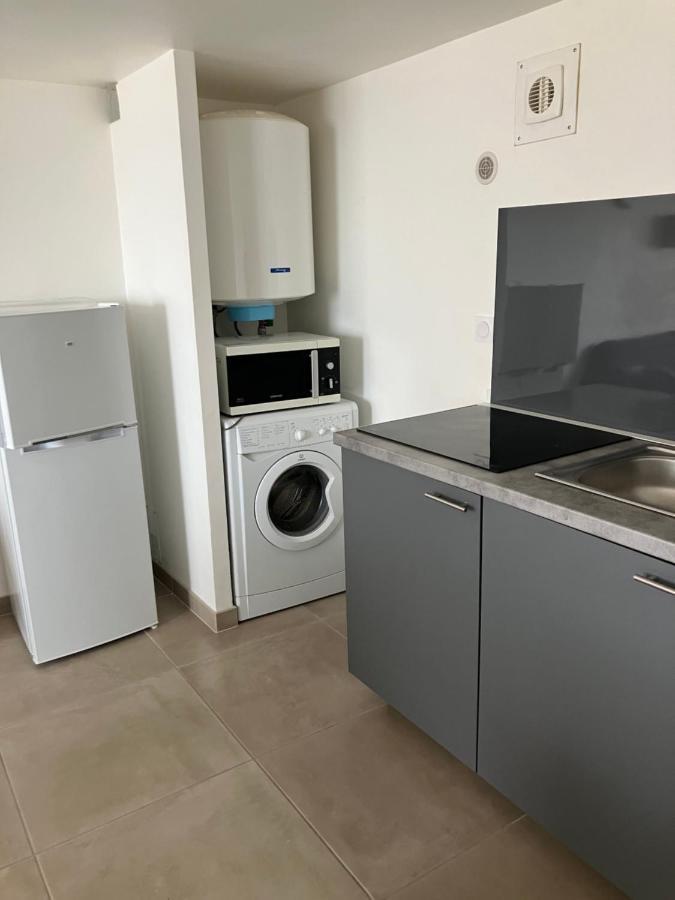 T3 Les Pieds Dans L'Eau Apartamento Istres Exterior foto